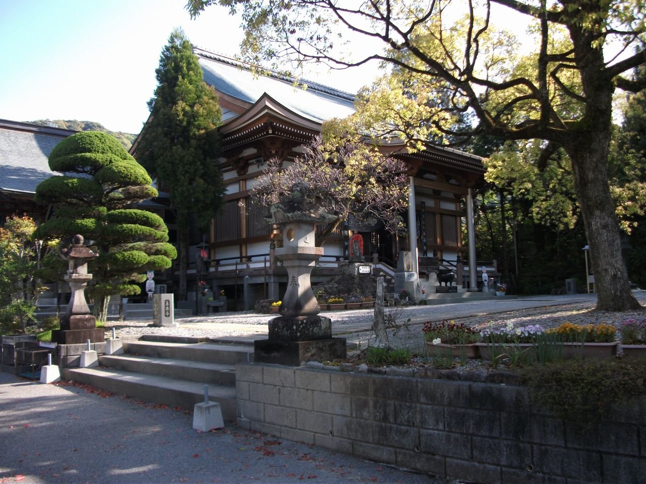 🏯 젠라쿠지 사찰 이미지 1